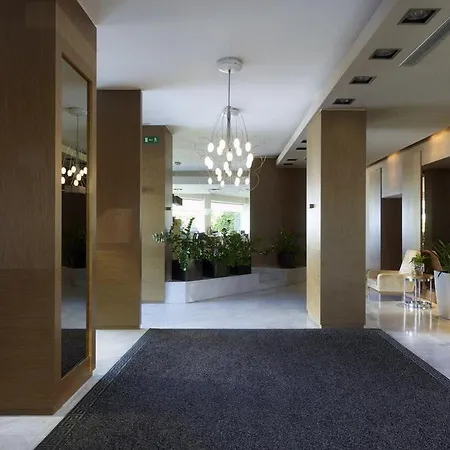 Hotel Irida 3*