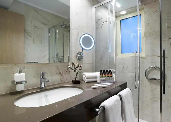 瑞达酒店 干尼亞